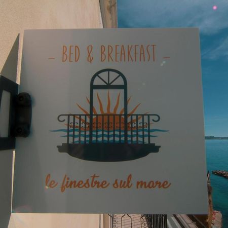 B&B Le finestre sul mare Taranto Esterno foto
